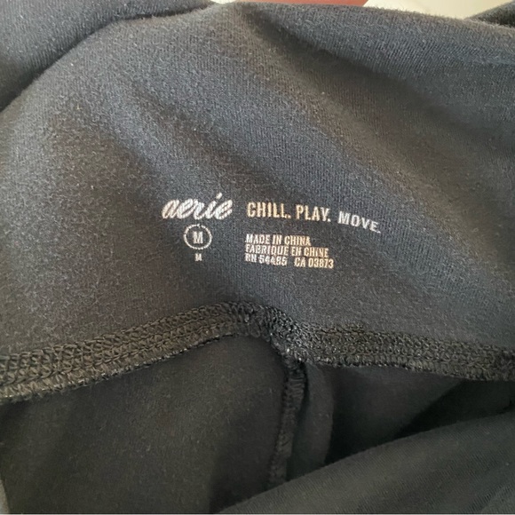 Aerie Black Leggings with Side Cutouts Medium - Picture 7 of 7